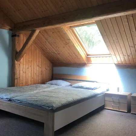 Apartment Apartman Pro 5 *